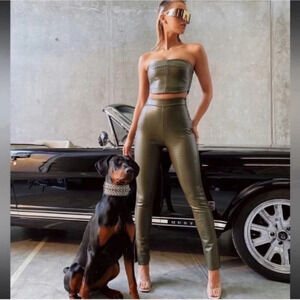 MESHKI Annabelle Olive Green Faux Leather Pants Size XS